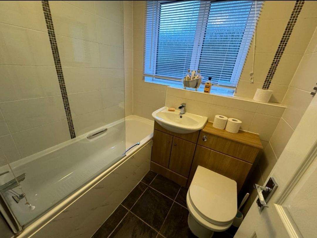 Lovely 2-Bed Apartment In Knowle Solihull Zewnętrze zdjęcie
